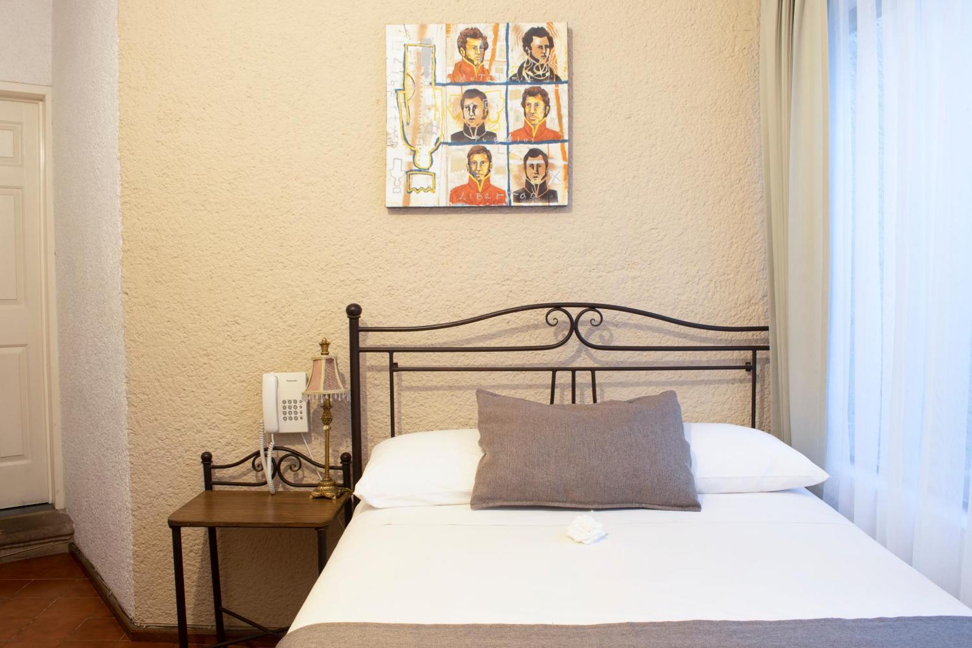 Portico Hotel & Galeria Морелия Номер фото