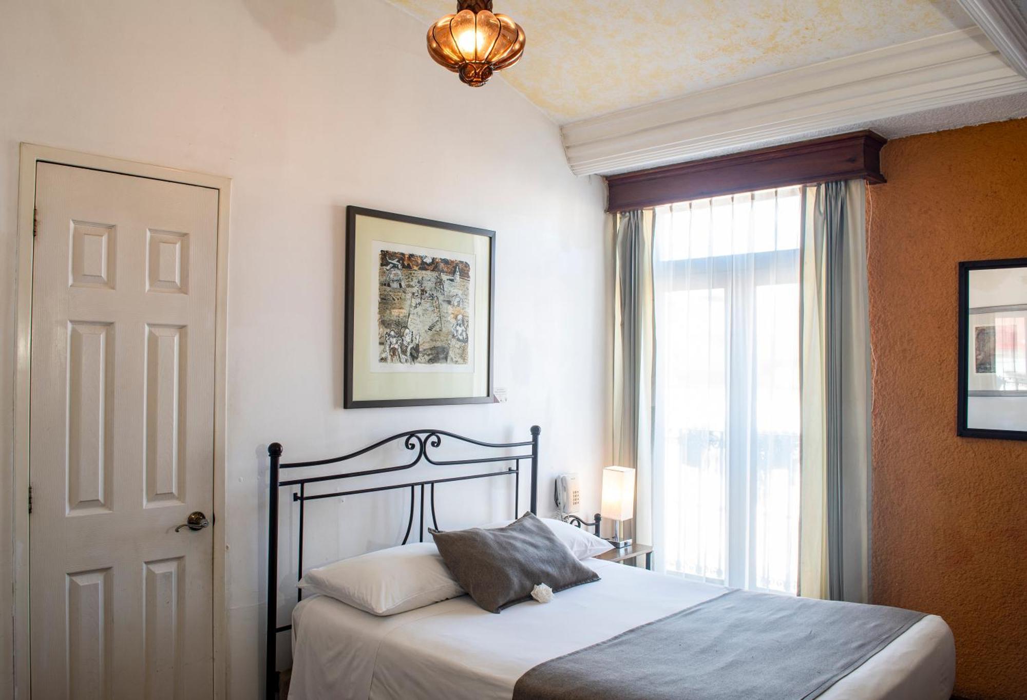 Portico Hotel & Galeria Морелия Экстерьер фото